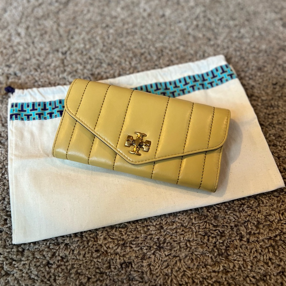 Tory Burch Wallet